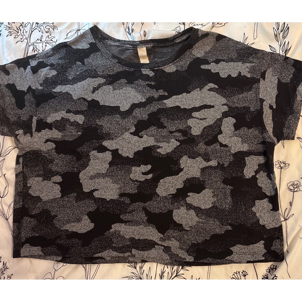 Lululemon Black Heritage Speckle Camo Print Cates SS Crop Active Tee, Size 4